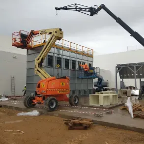 Fabricación de muebles y accesorios